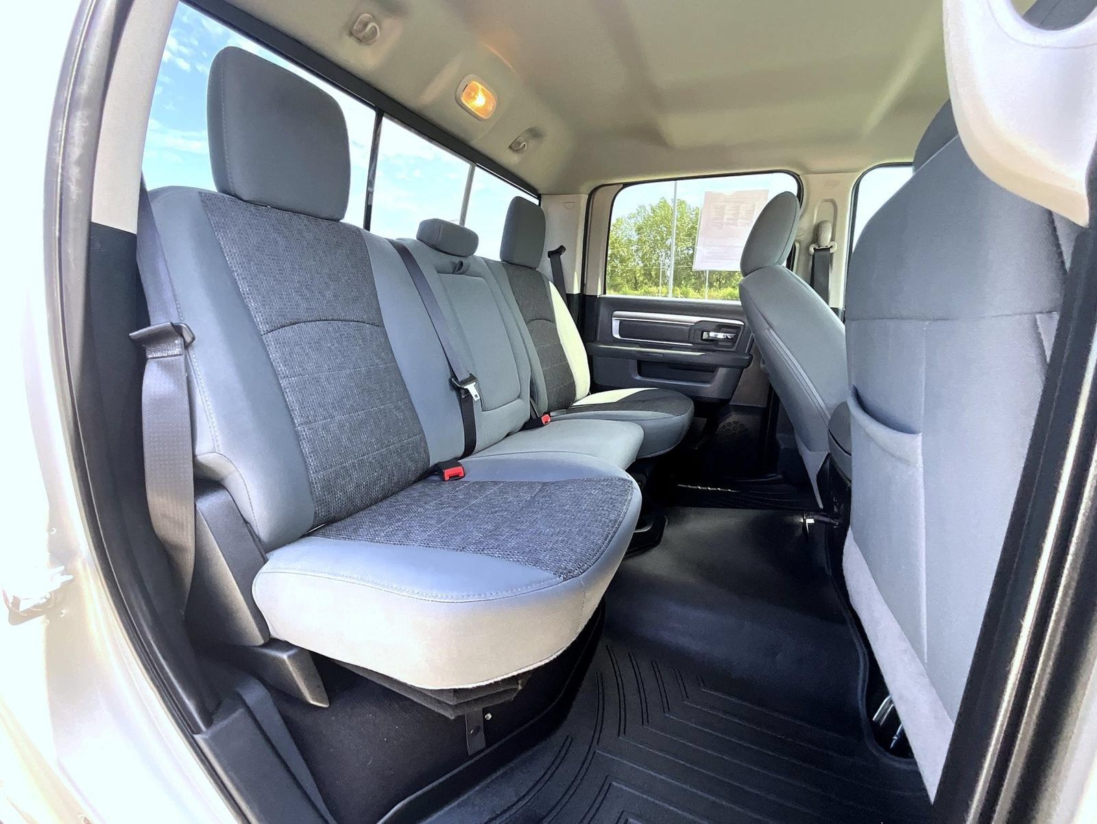 Used 2018 RAM 1500 Big Horn AWD/4WD image 20