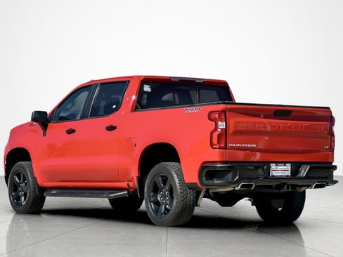 Used 2020 Chevrolet Silverado 1500 LT Trail Boss image 3