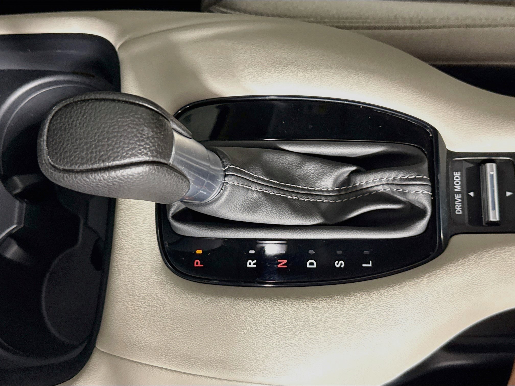 Used 2026 Honda HR-V LX image 19
