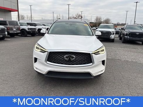 Used 2019 INFINITI QX50 Essential w/ Premium Heat Package image 3