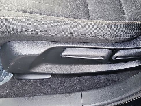 Certified 2023 Honda HR-V Sport image 18