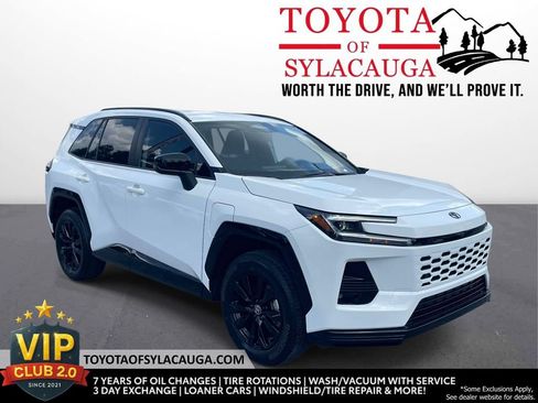 Used 2026 Toyota RAV4 SE AWD/4WD image 1