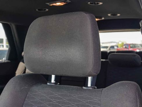 Used 2019 Dodge Durango SXT image 24