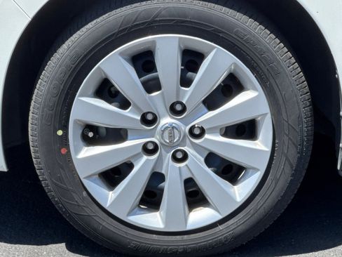Used 2015 Nissan Leaf S w/ Charge Package FWD image 40