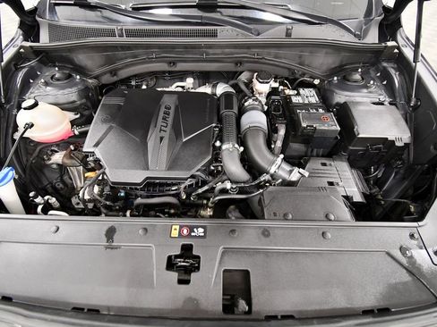 Used 2023 Hyundai Santa Fe Limited image 12