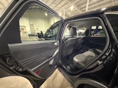 Used 2022 Ford Escape SE w/ Convenience Package AWD/4WD image 24