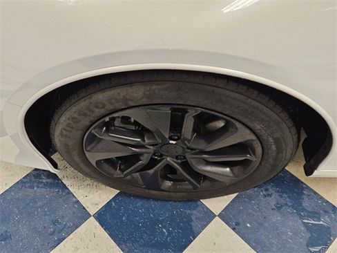 Used 2021 Honda Accord Sport image 12