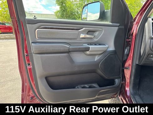 Used 2019 RAM 1500 Big Horn AWD/4WD image 18