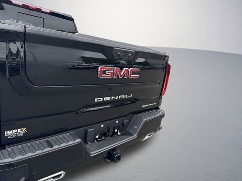 Used 2026 GMC Sierra 1500 Denali w/ Denali Reserve Package AWD/4WD image 36