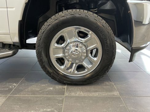 Used 2022 RAM 3500 Big Horn AWD/4WD image 12