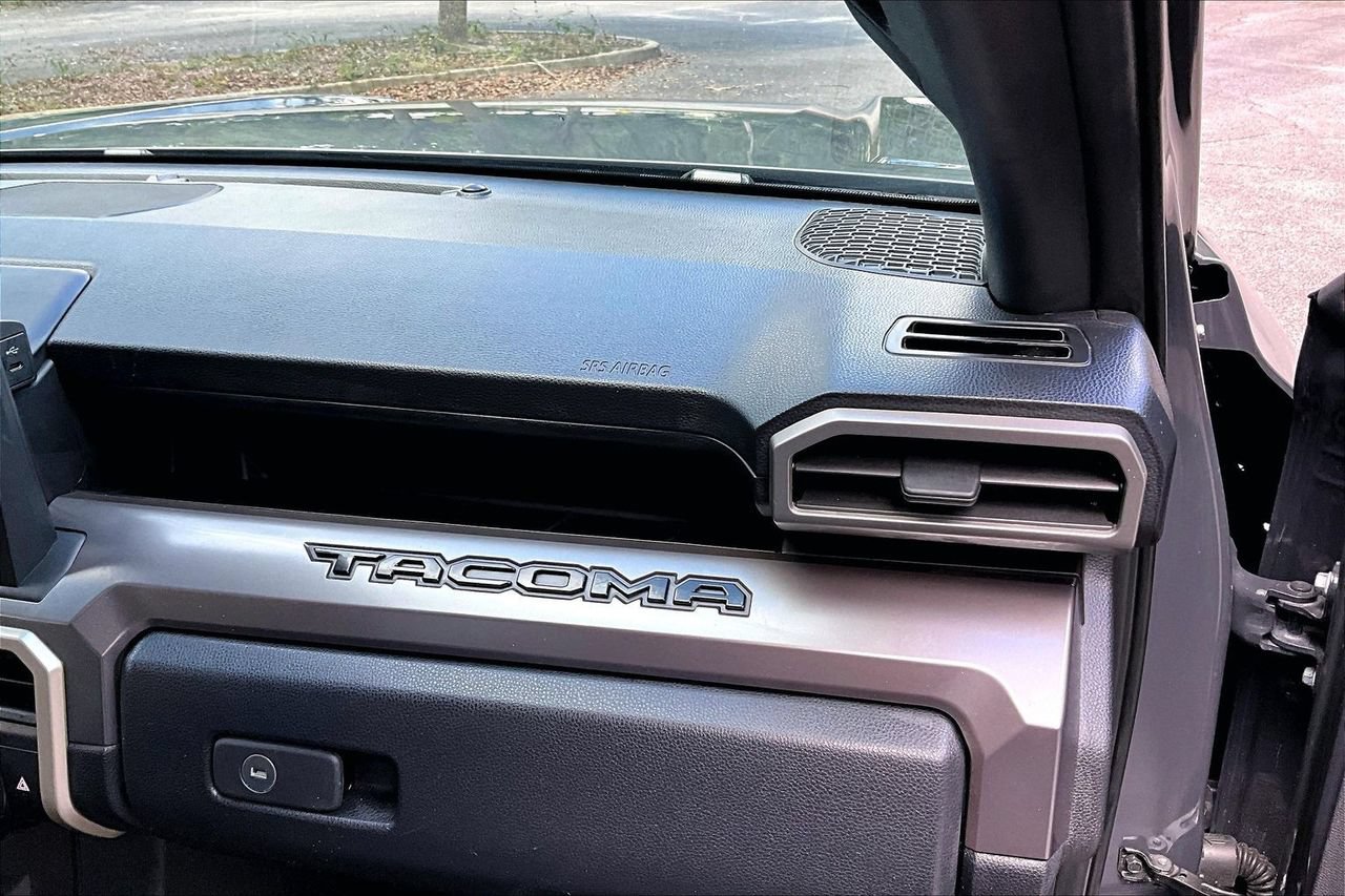 Used 2025 Toyota Tacoma SR5 RWD image 22