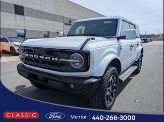 New 2026 Ford Bronco Outer Banks video 1