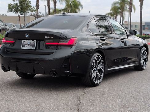 Used 2025 BMW 330i Sedan w/ M Sport Package image 10