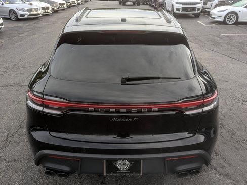 Used 2023 Porsche Macan image 8