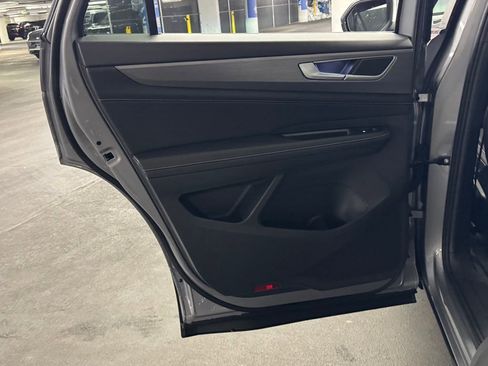 New 2026 Volkswagen Atlas Cross Sport SE image 21