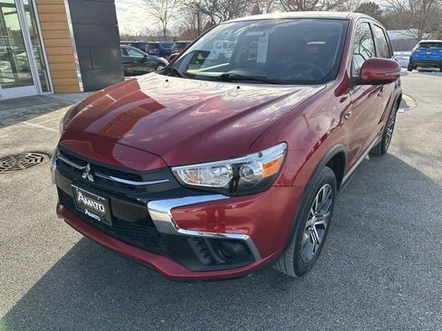 Used 2019 Mitsubishi Outlander Sport ES image 2