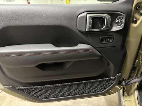 New 2026 Jeep Gladiator Rubicon AWD/4WD image 18