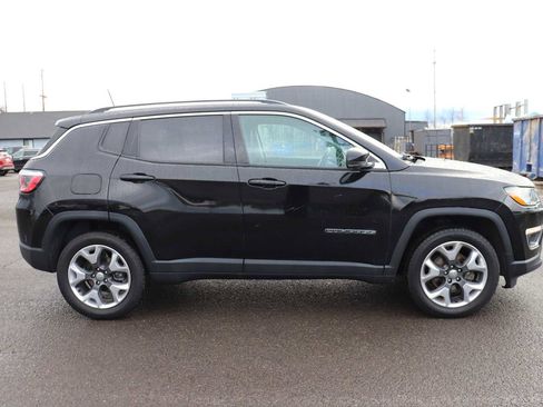 Used 2018 Jeep Compass Limited w/ Navigation Group image 4
