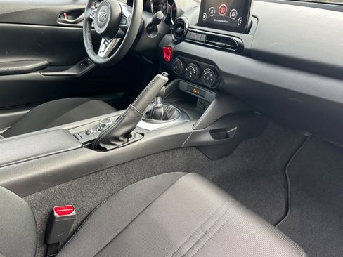 Used 2023 MAZDA MX-5 Miata Sport image 16