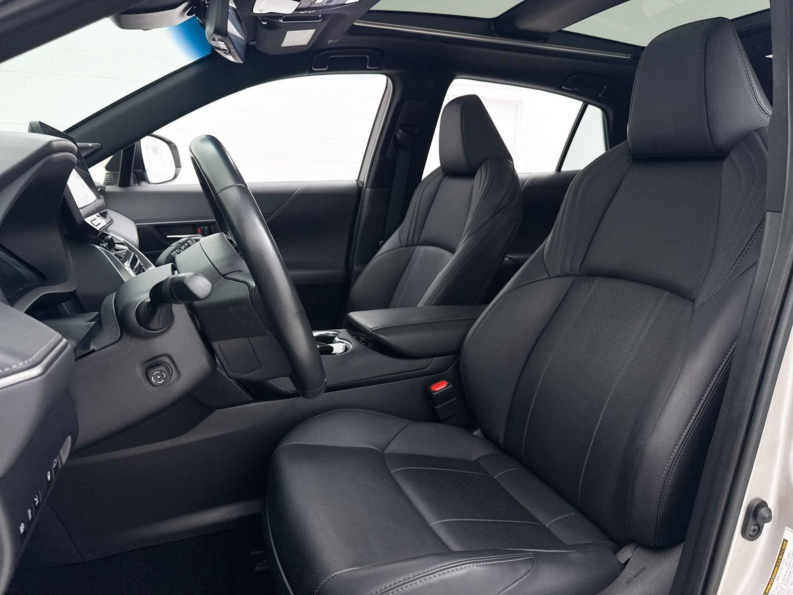 Used 2023 Toyota Venza Limited AWD/4WD image 20