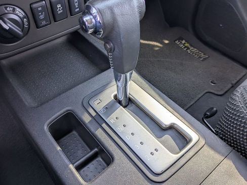 Used 2018 Nissan Frontier PRO-4X image 22