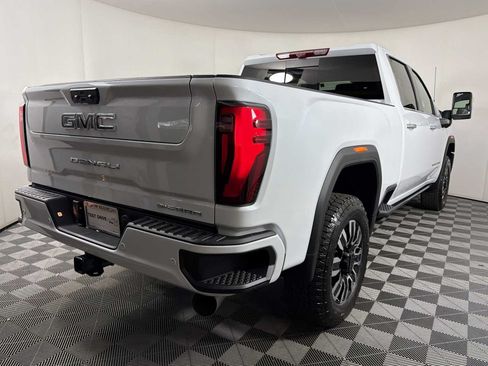 New 2026 GMC Sierra 2500 Denali Ultimate AWD/4WD image 6