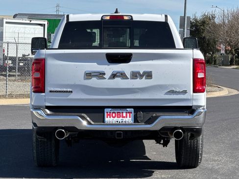New 2026 RAM 1500 4x4 Crew Cab image 4