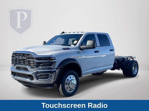 New 2026 RAM 4500 Tradesman w/ Chrome Appearance Group AWD/4WD image 4