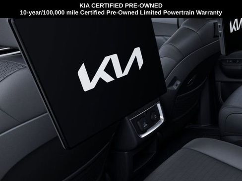 Certified 2025 Kia Carnival SX Prestige image 26