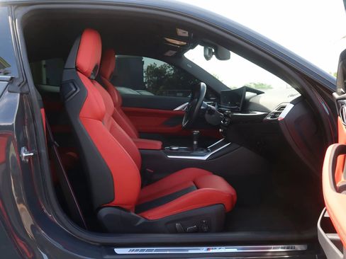 Used 2025 BMW M4 Coupe w/ Executive Package RWD image 21