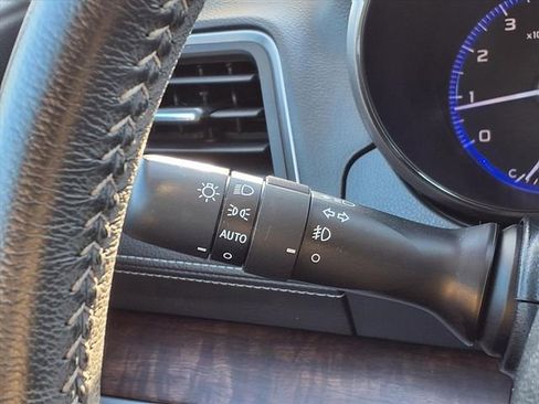 Used 2018 Subaru Outback 3.6R Limited image 14