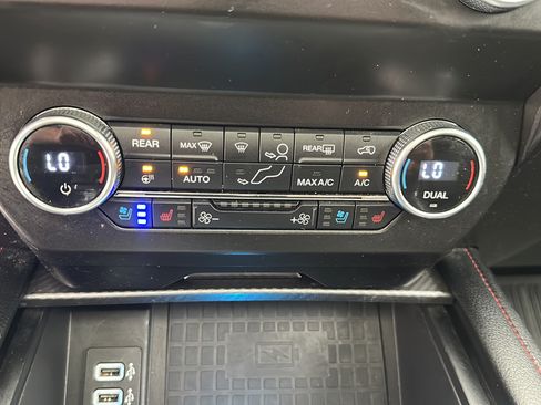 Used 2019 Ford Expedition Max Limited w/ Equipment Group 303A AWD/4WD image 21