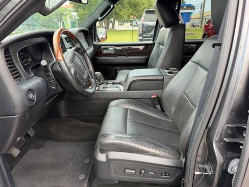 Used 2016 Lincoln Navigator L Reserve AWD/4WD image 22