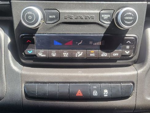 Used 2022 RAM ProMaster 1500 w/ Safety Group FWD image 31