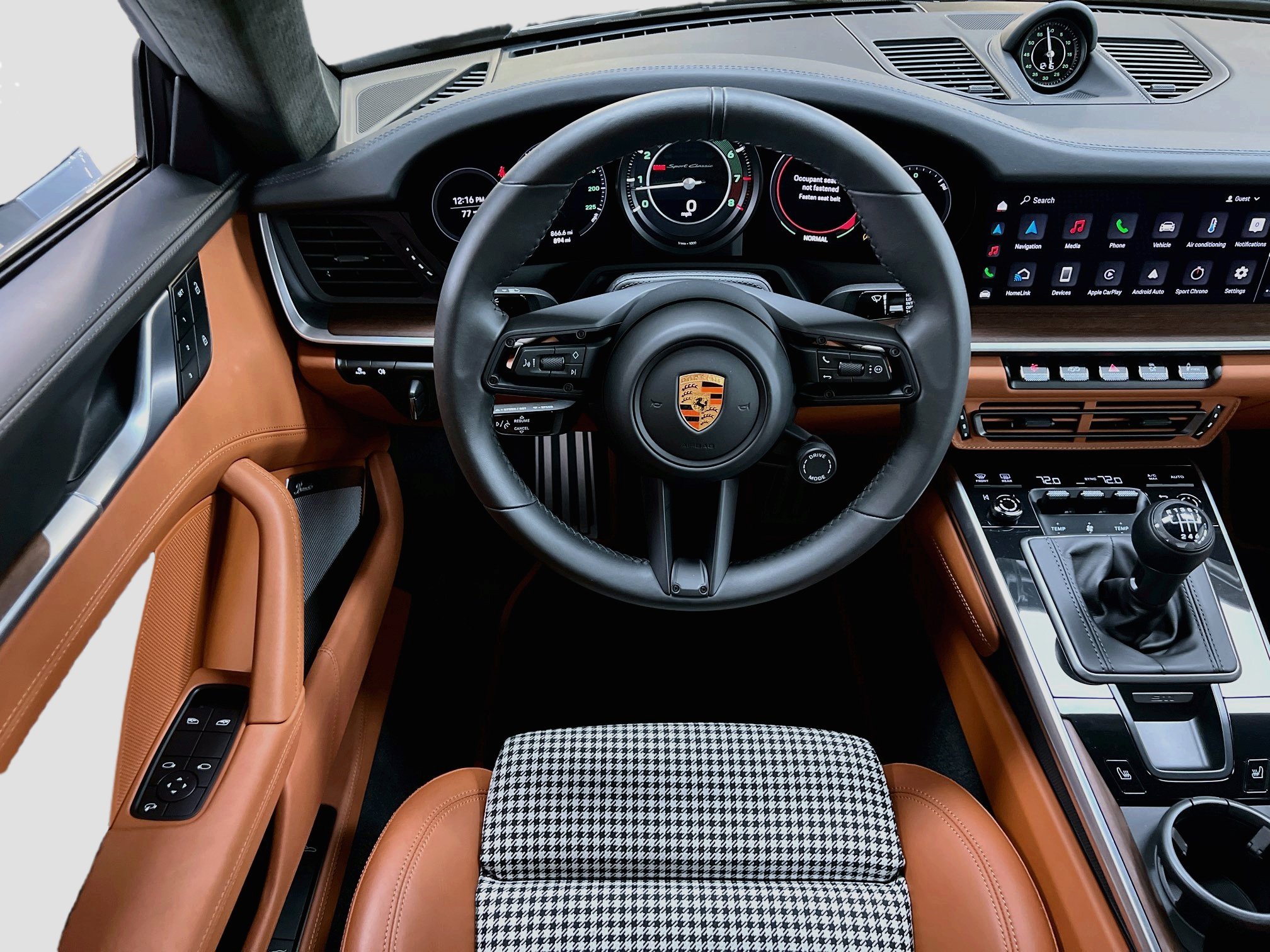 Certified 2023 Porsche 911 Sport Classic RWD image 24