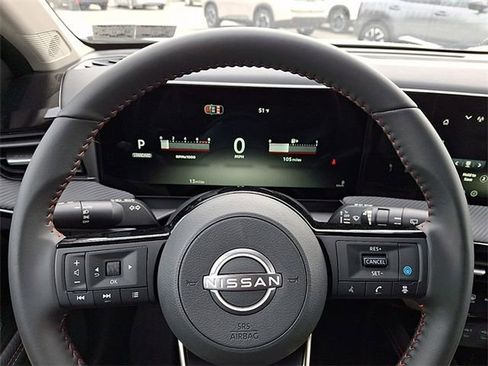 New 2026 Nissan Kicks SR w/ Cold Weather Package image 43