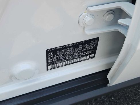 Used 2026 Honda HR-V LX image 26