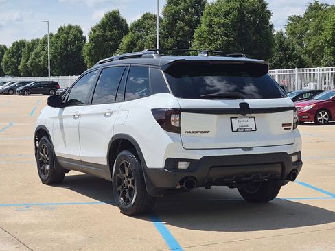 Certified 2022 Honda Passport TrailSport image 8