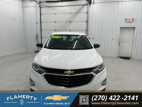 Used 2019 Chevrolet Equinox LS AWD/4WD image 7