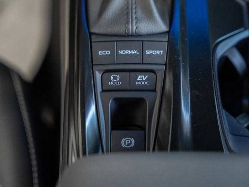 New 2026 Toyota Camry SE FWD image 22