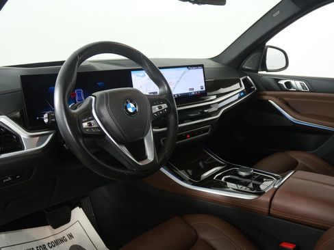 Certified 2025 BMW X5 xDrive40i AWD/4WD image 12