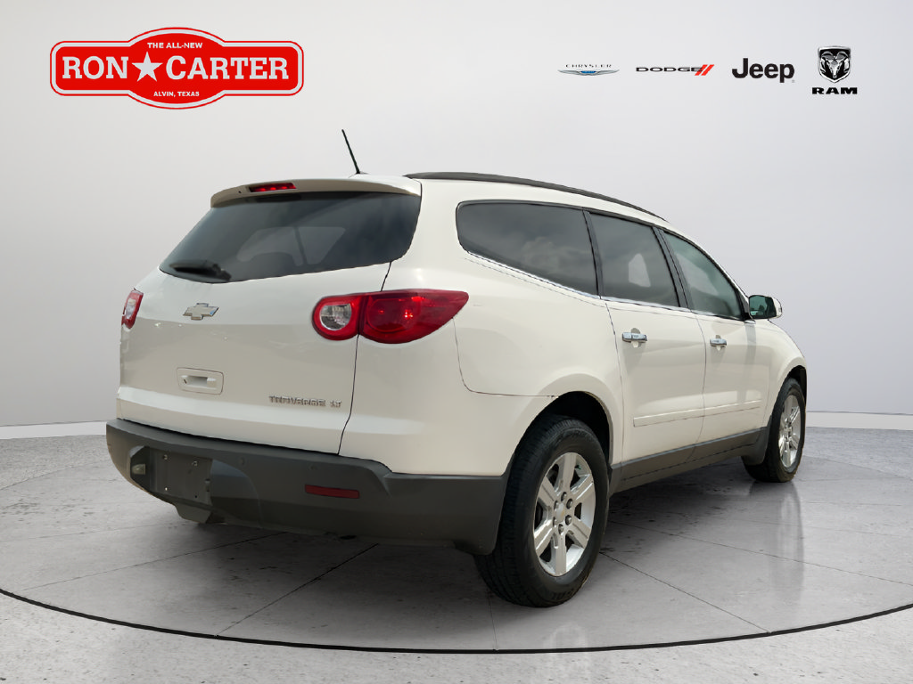 Used 2011 Chevrolet Traverse LT w/ Personal Connectivity Package FWD image 6