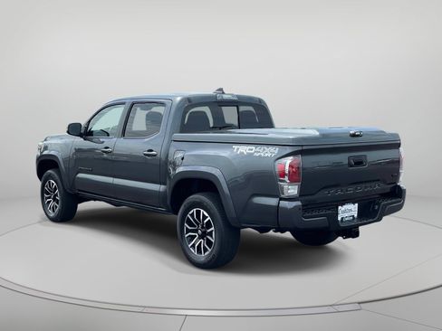 Used 2021 Toyota Tacoma TRD Sport w/ Technology Package AWD/4WD image 6