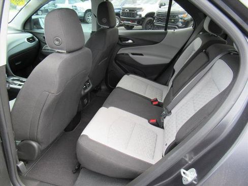 Used 2022 Chevrolet Equinox LT FWD image 30