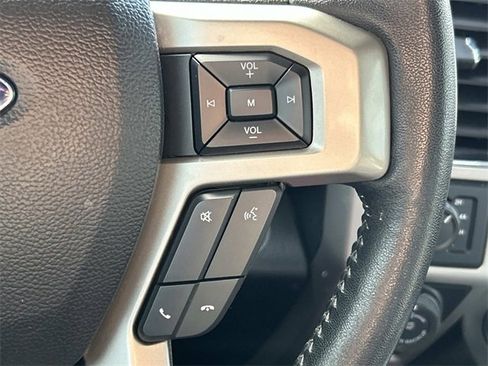 Certified 2019 Ford F150 Lariat w/ Equipment Group 501A Mid image 32