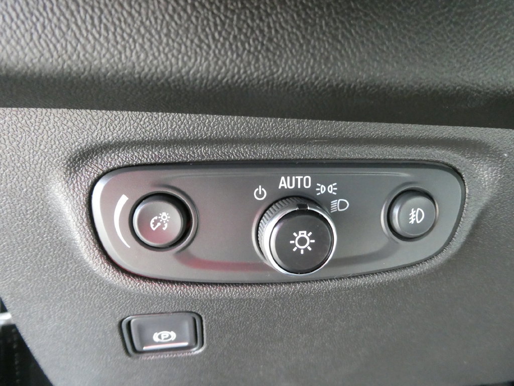 Certified 2022 GMC Terrain SLT AWD/4WD image 27