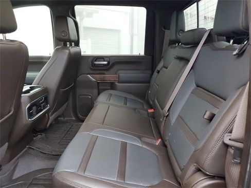 Used 2020 GMC Sierra 2500 Denali w/ Denali Ultimate Package image 11