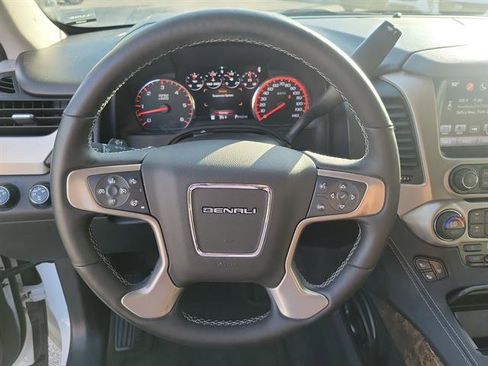 Used 2016 GMC Yukon Denali w/ Open Road Package image 46