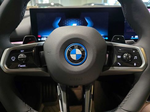 New 2026 BMW 550e xDrive w/ Executive Package AWD/4WD image 24