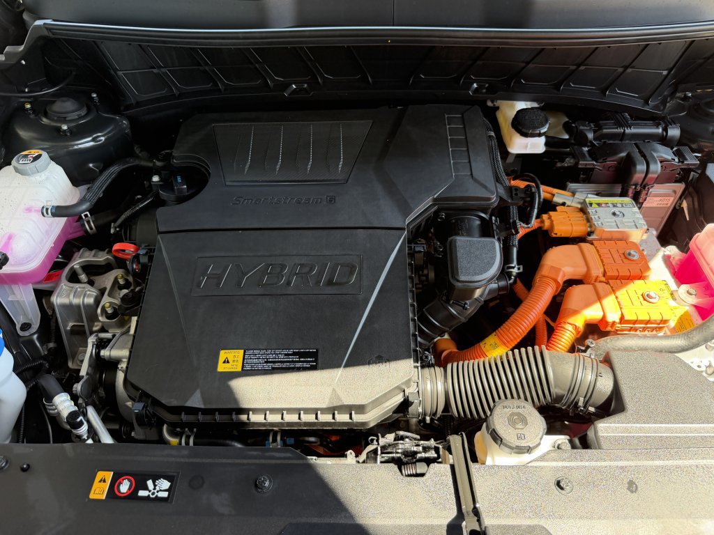 Used 2025 Kia Niro EX FWD image 40